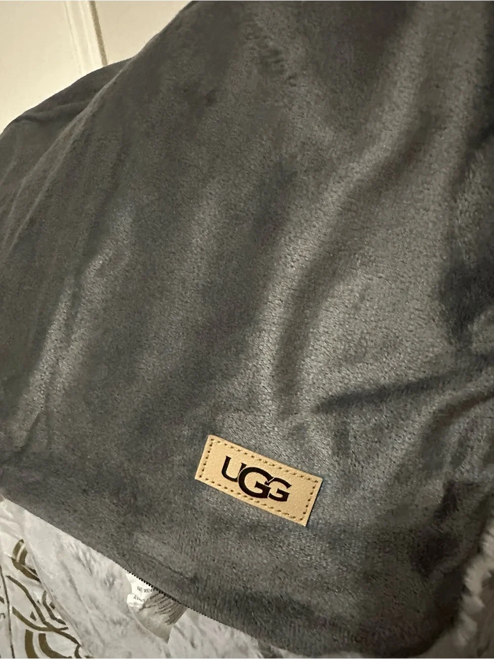 UGG wrap yourself